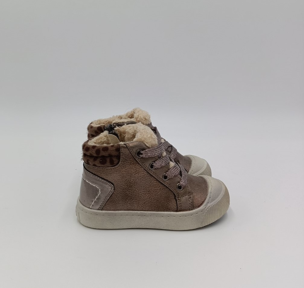 victoria-1365102 (1)