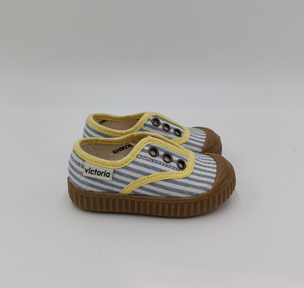 victoria-1366141 (1)