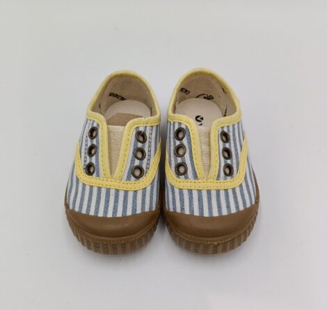 victoria-1366141 (4)