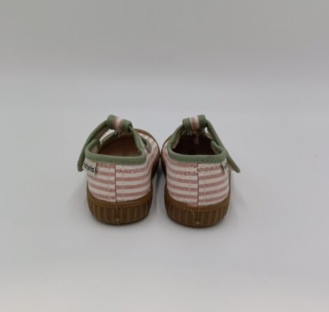 victoria-1366142 (2)