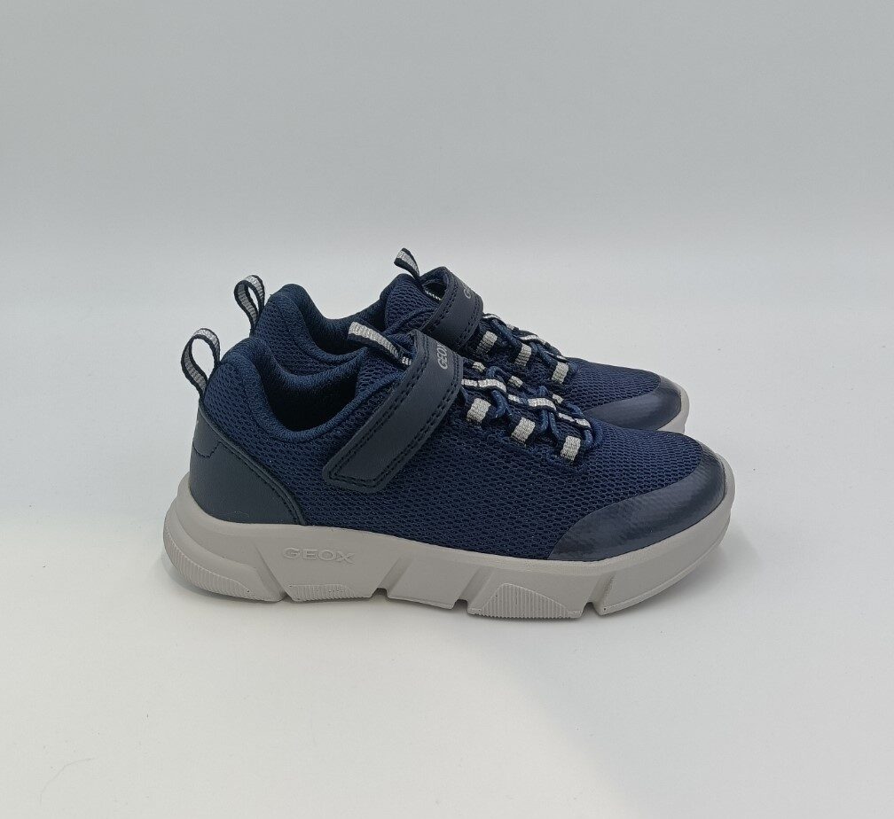 geox-J16DLB (1) geox-J16DLB (1)