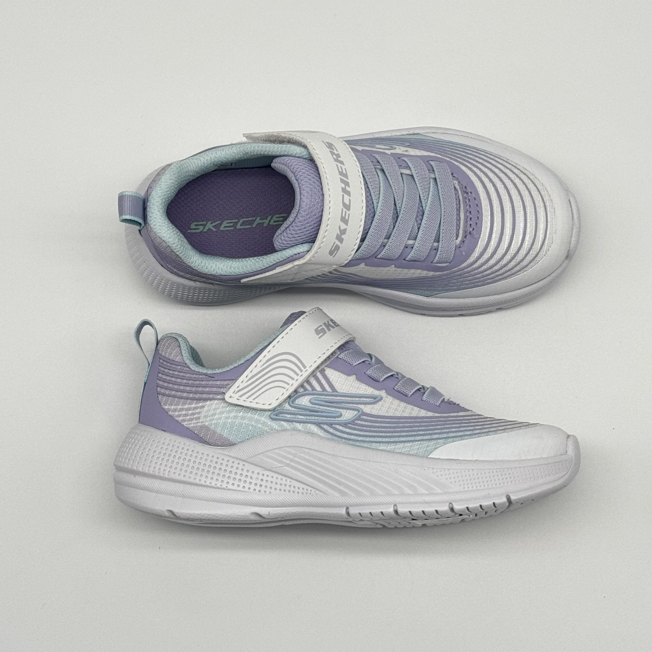 Sapatilha Skechers 303575
